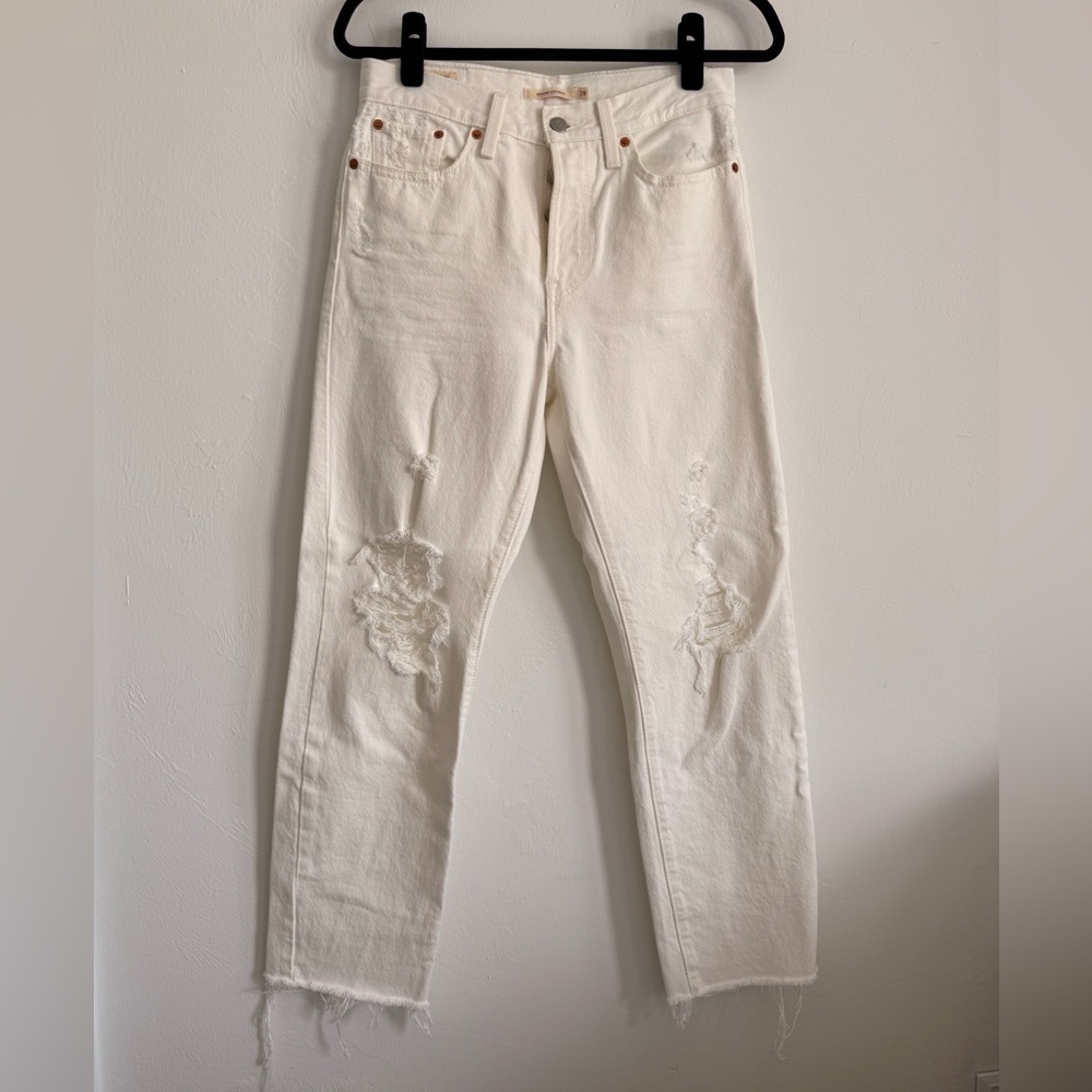 Levi's Wedgie Straight Leg White High Waist Distressed Denim Jeans 28